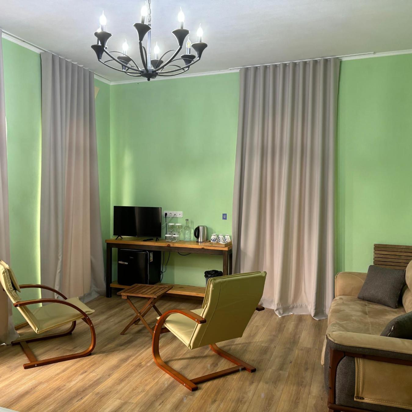 Hotel Chateau Iveri Varjanisi Exteriér fotografie